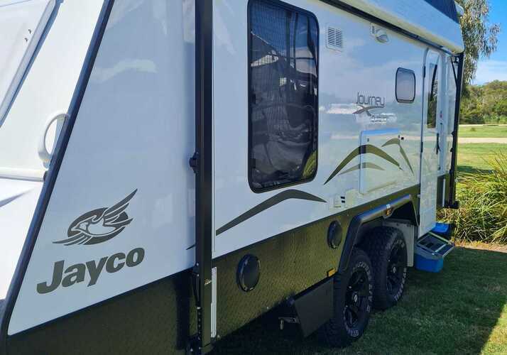 Image of a Caravan - Image 19