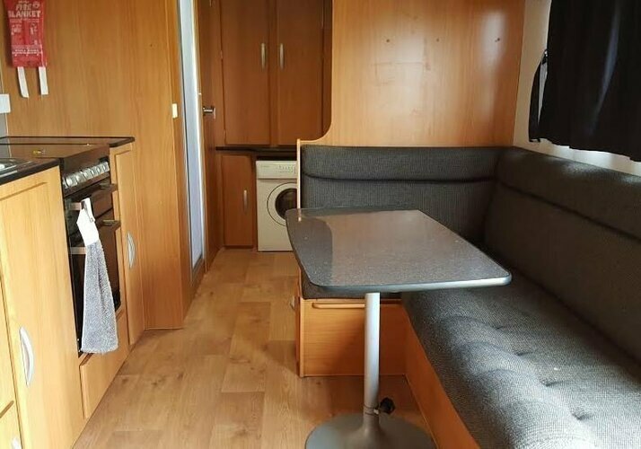Image of a Caravan - Image 1