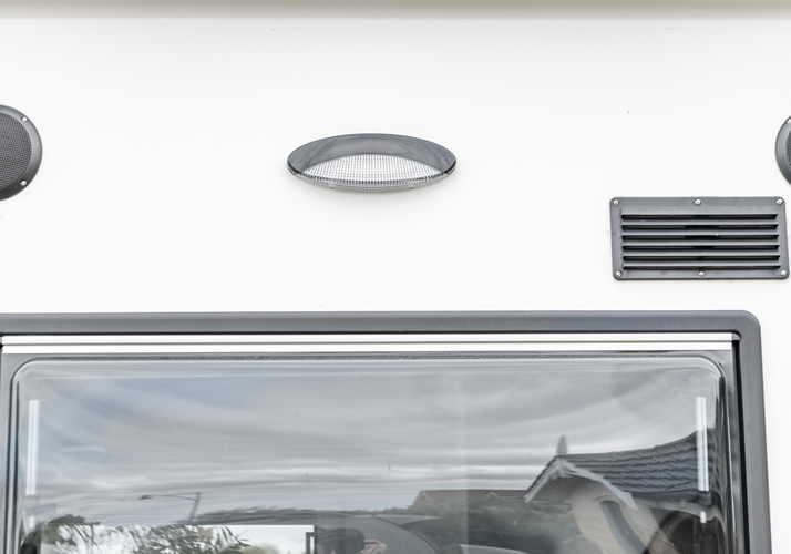 Image of a Caravan - Image 15