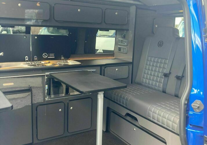 Image of a Campervan - Image 6