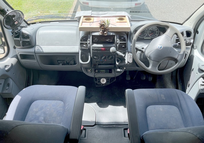 Image of a Campervan - Image 19