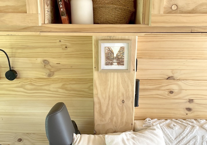 Image of a Campervan - Image 2