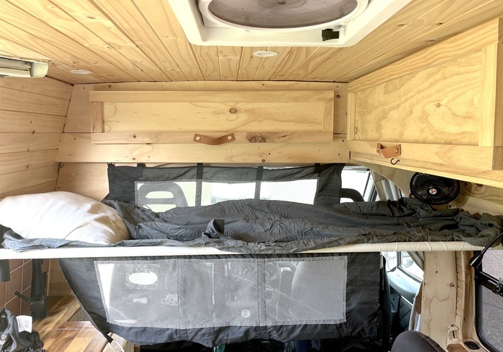 Image of a Campervan - Image 14