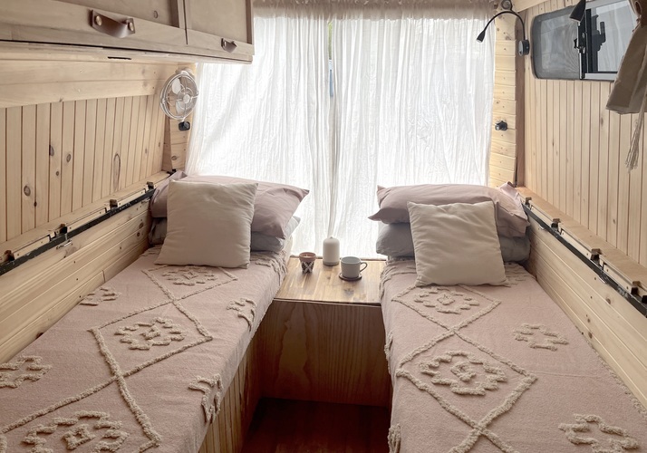 Image of a Campervan - Image 11