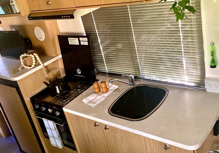 Image of a Motorhome - Image 3
