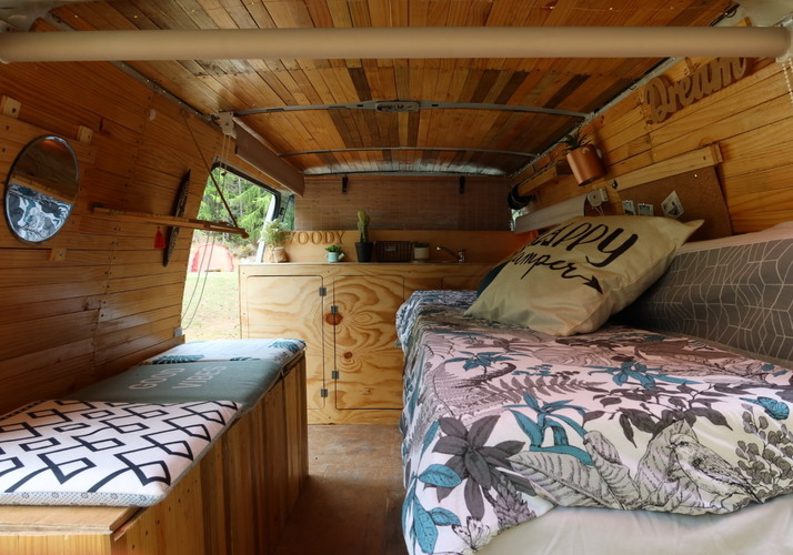 Image of a Campervan - Image 12