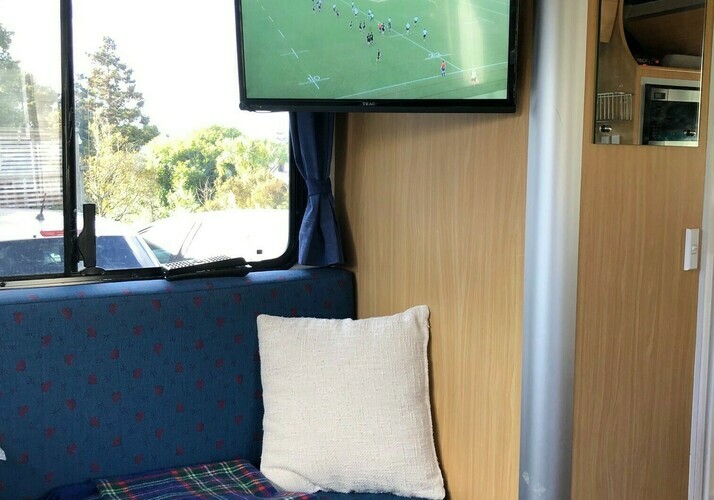 Image of a Motorhome - Image 2