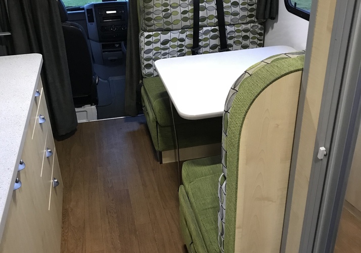 Image of a Motorhome - Image 17