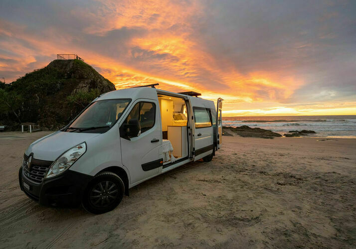 Image of a Campervan - Image 19
