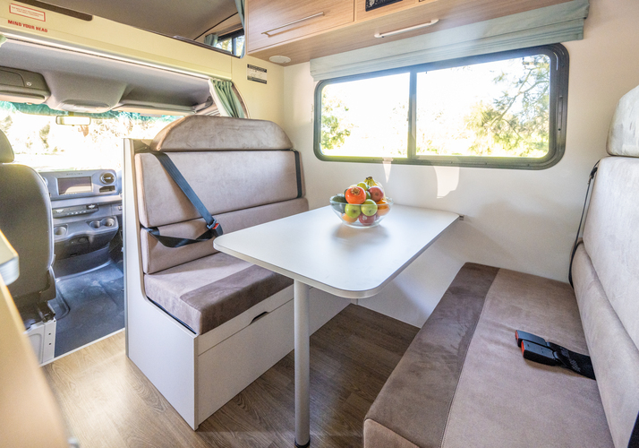 Image of a Motorhome - Image 3