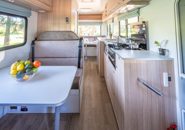 Image of a Motorhome - Image 4