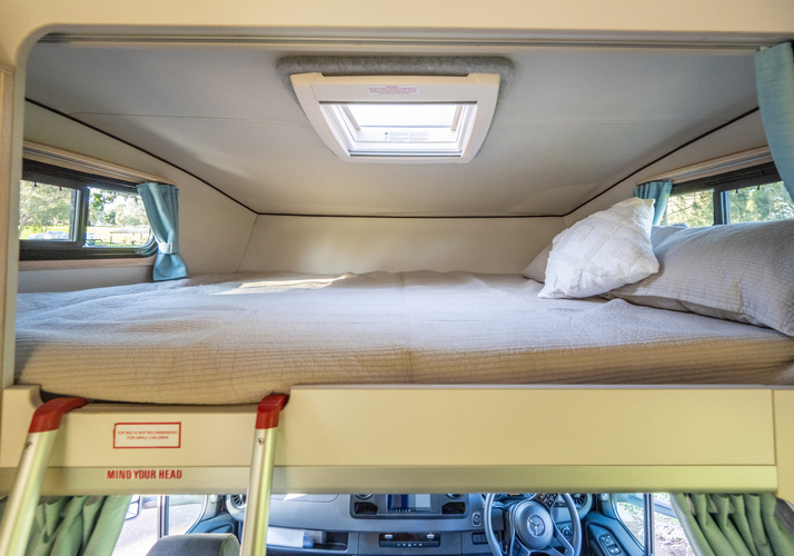Image of a Motorhome - Image 6