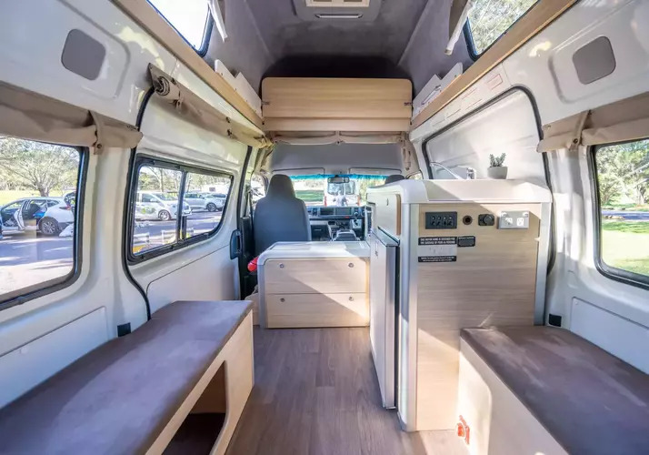 Image of a Campervan - Image 6