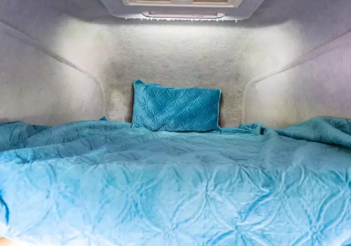 Image of a Campervan - Image 10