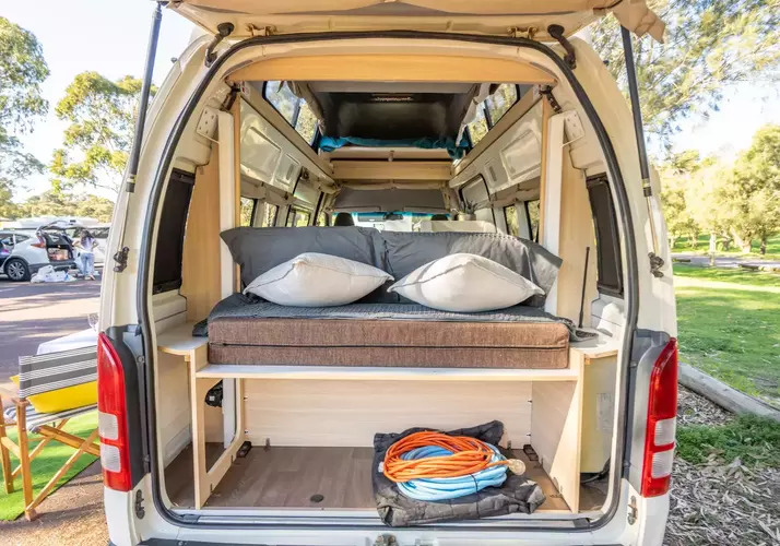 Image of a Campervan - Image 14