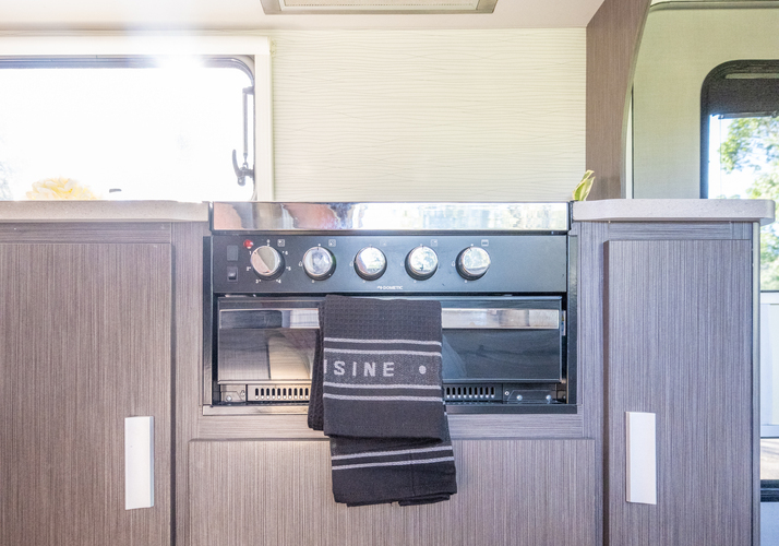Image of a Motorhome - Image 16