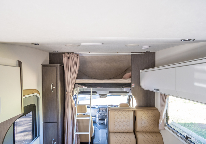 Image of a Motorhome - Image 9