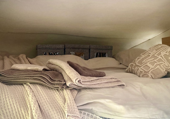 Image of a Motorhome - Image 11