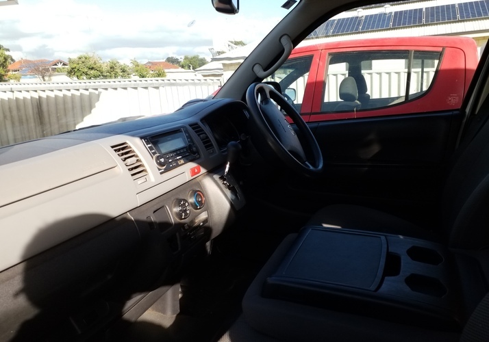 Image of a Campervan - Image 2