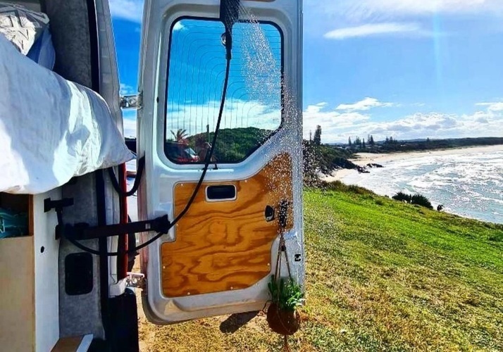 Image of a Campervan - Image 12