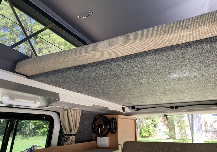 Image of a Campervan - Image 10