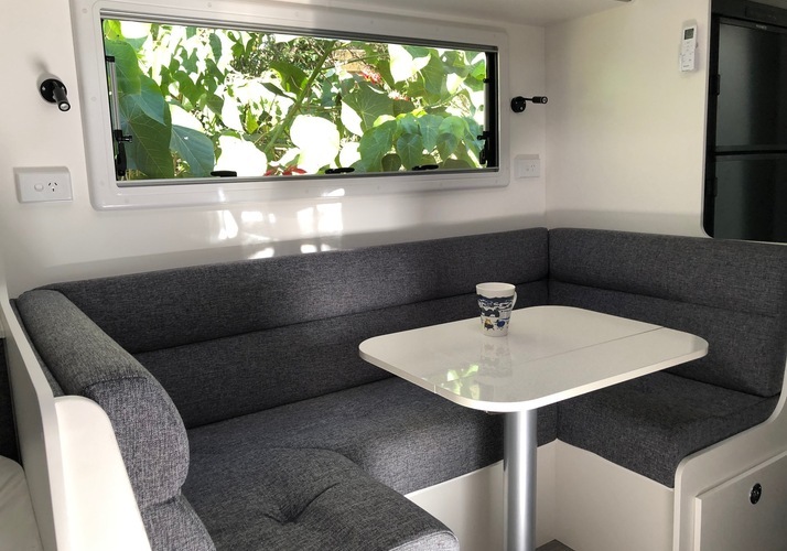 Image of a Caravan - Image 11