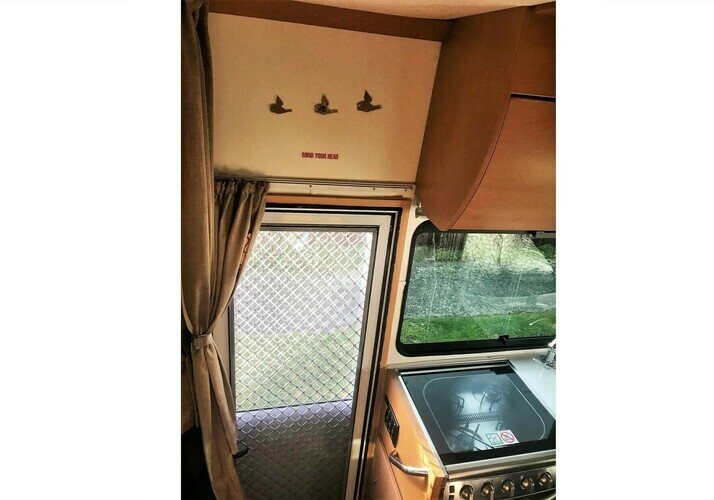 Image of a Motorhome - Image 8