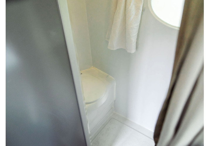 Image of a Motorhome - Image 15