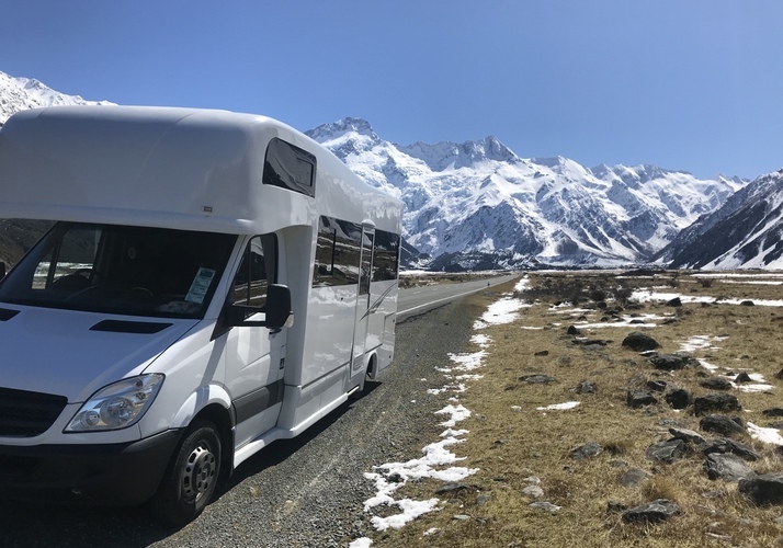 Image of a Motorhome - Image 21