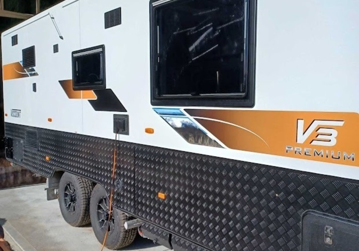 Image of a Caravan - Image 6