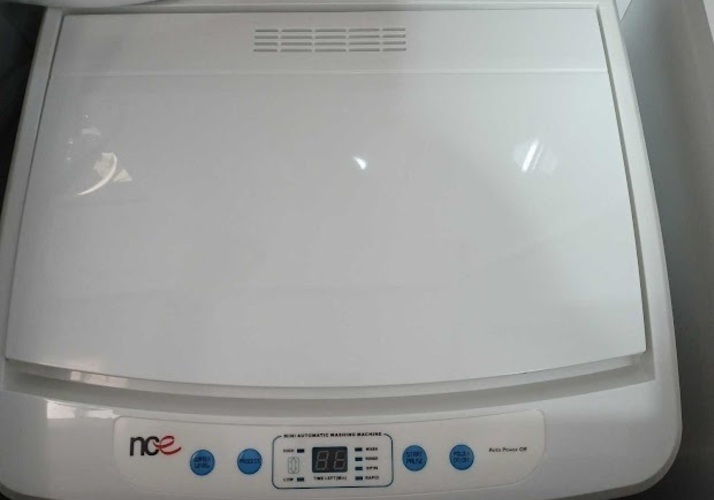 Image of a Caravan - Image 13