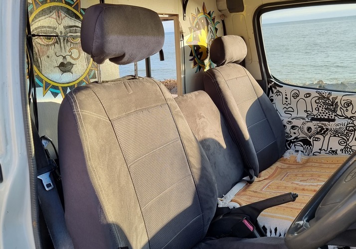 Image of a Campervan - Image 9