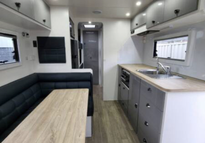 Image of a Caravan - Image 1