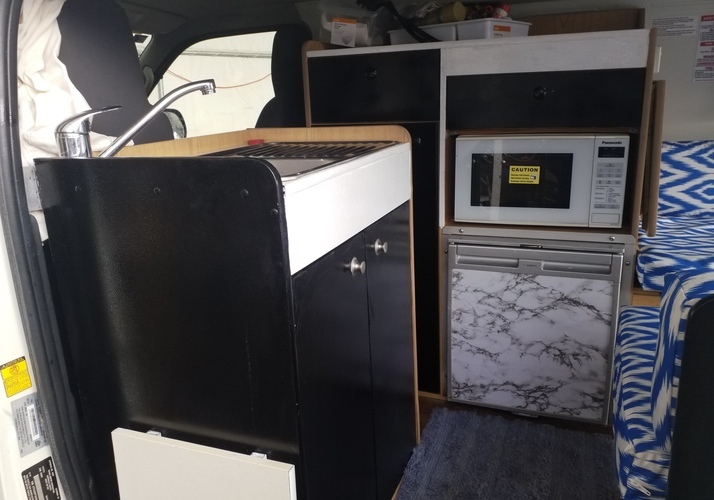 Image of a Campervan - Image 10