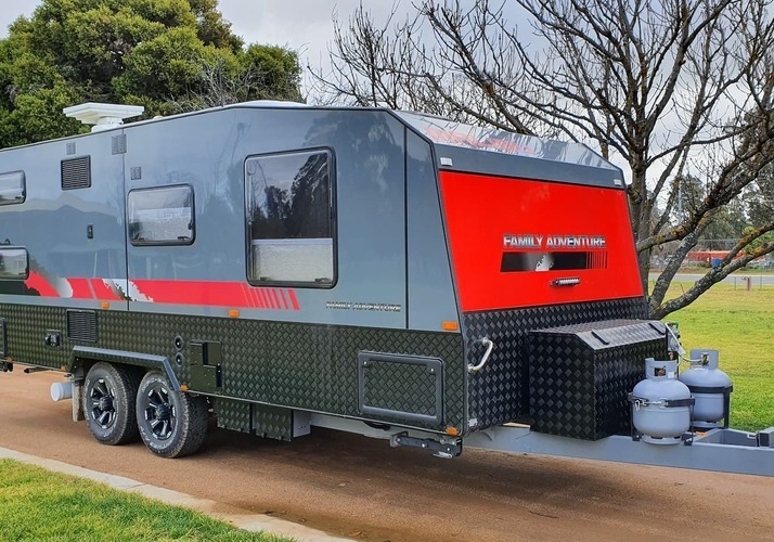 Image of a Caravan - Image 12