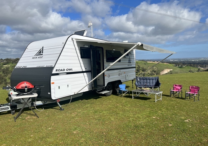 Image of a Caravan - Image 2