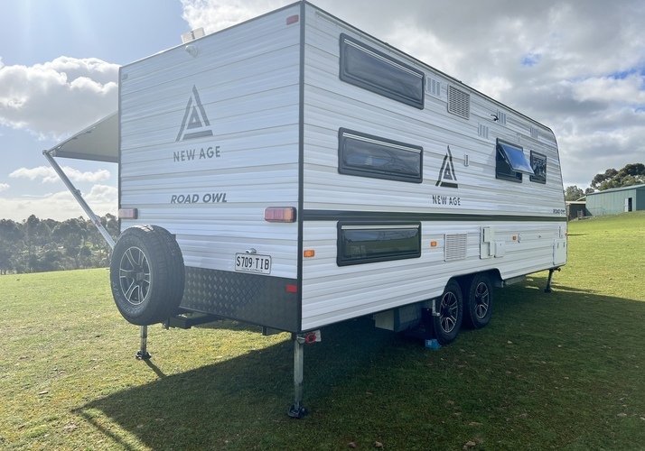 Image of a Caravan - Image 3