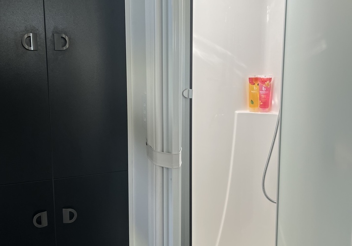 Image of a Caravan - Image 11