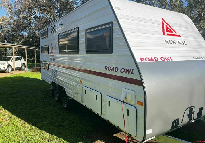 Image of a Caravan - Image 8