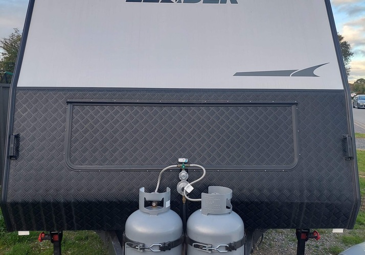 Image of a Caravan - Image 1