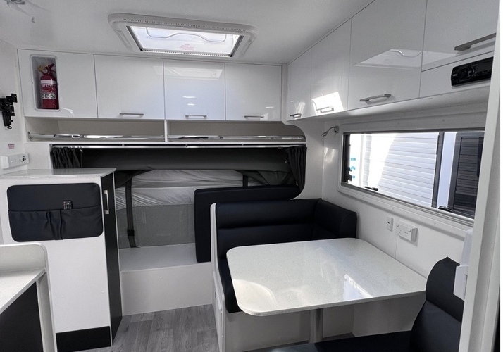 Image of a Caravan - Image 2