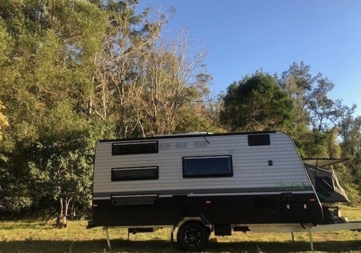 Image of a Caravan - Image 7