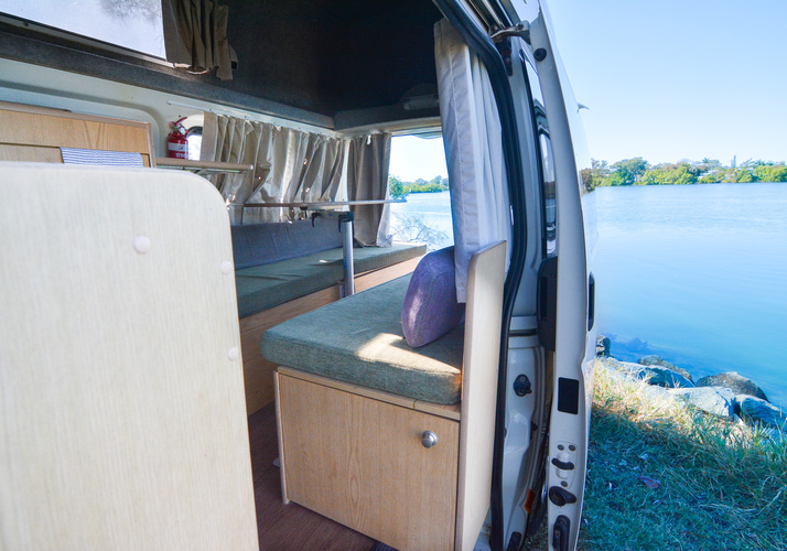 Image of a Campervan - Image 15
