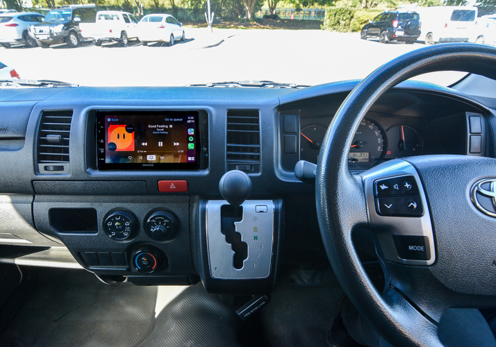 Image of a Campervan - Image 11