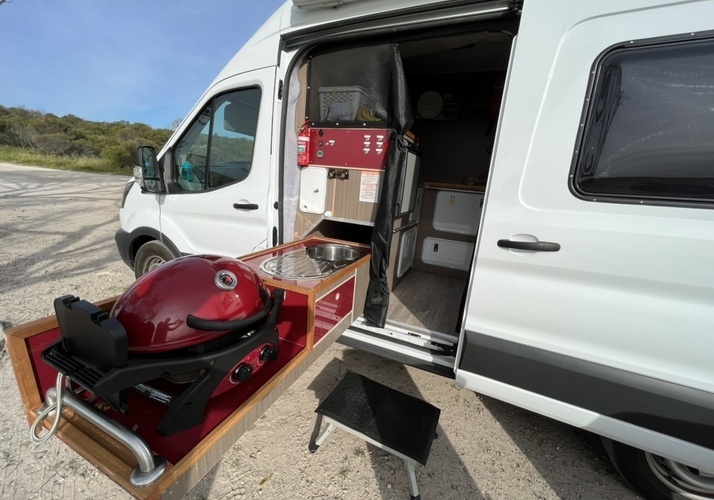 Image of a Campervan - Image 8