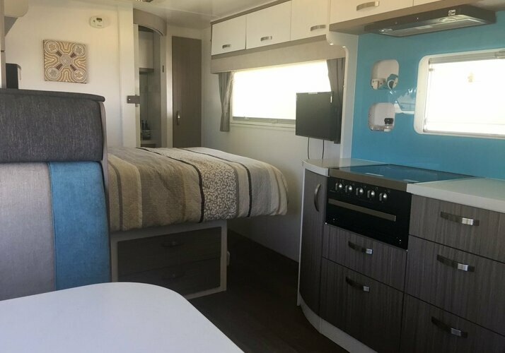 Image of a Motorhome - Image 4