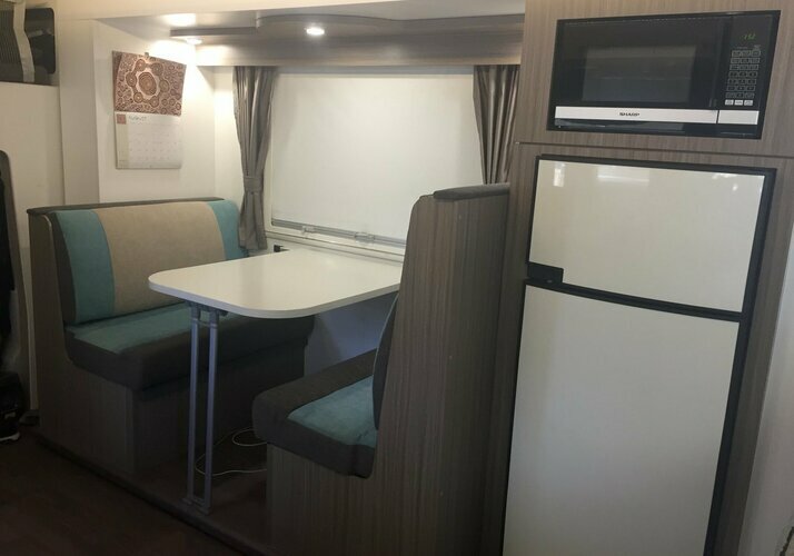 Image of a Motorhome - Image 3