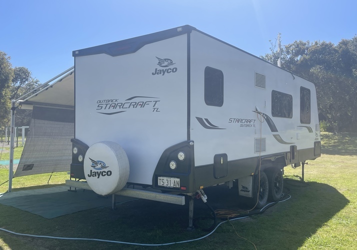 Image of a Caravan - Image 12
