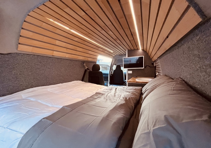 Image of a Campervan - Image 13