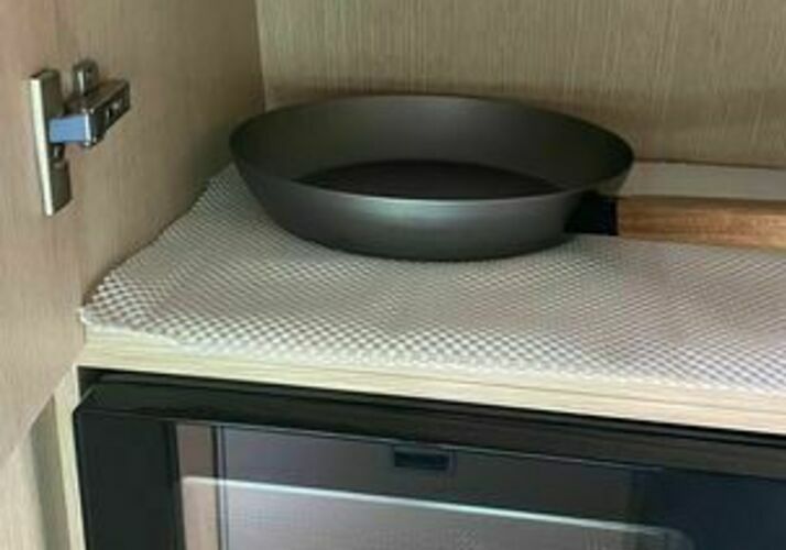 Image of a Motorhome - Image 16